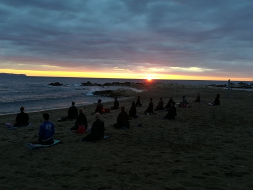 zazen frente al mar 1