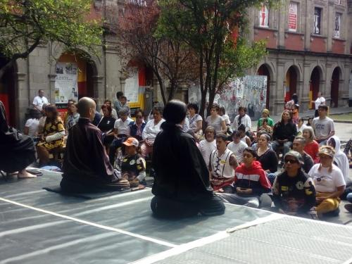 Encuentro sobre Budismo