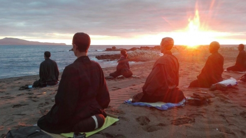 meditación zen amanecer